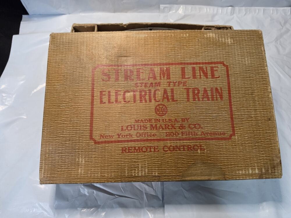 Vintage 1940’s Marx MarLines Stream Line Steam Type Electric Train Set & Caboose